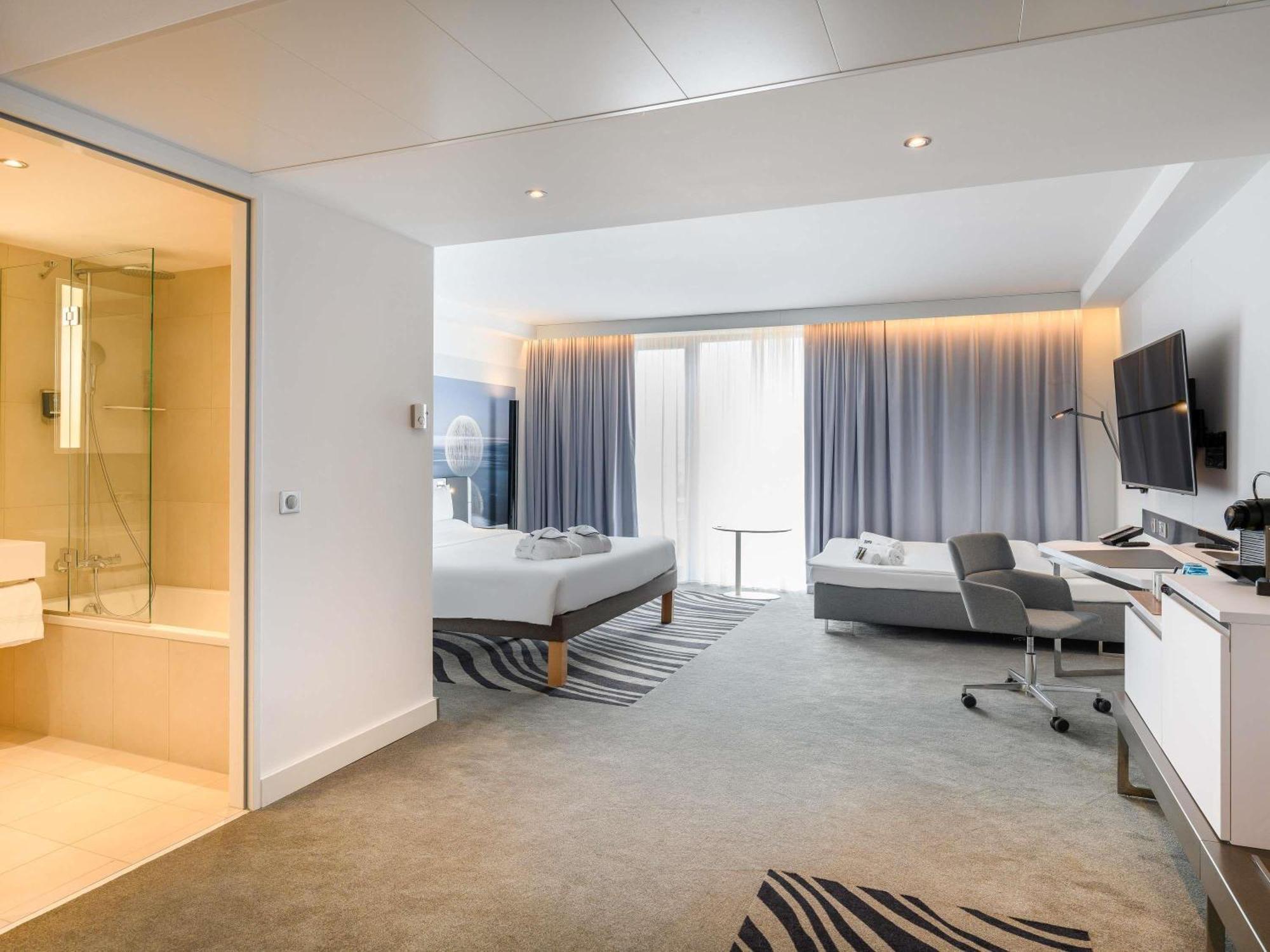 Junior Suite,1717132537:JPEG